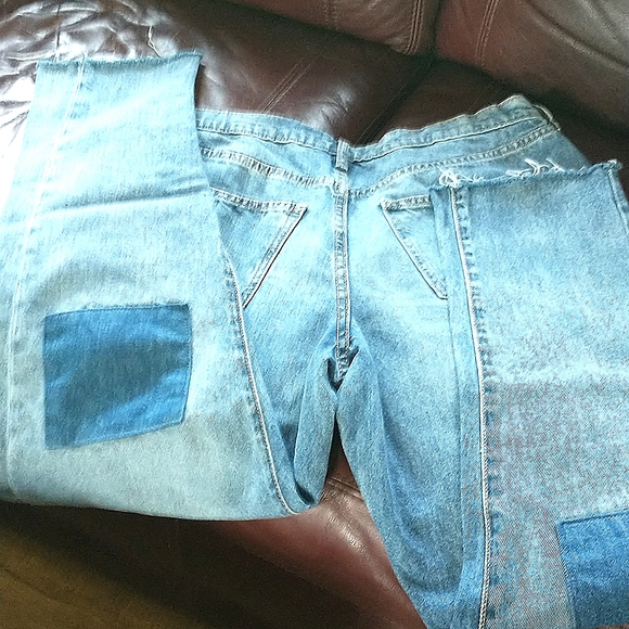 10/30R Universal Thread Patched Jeans - Picture 3 of 6